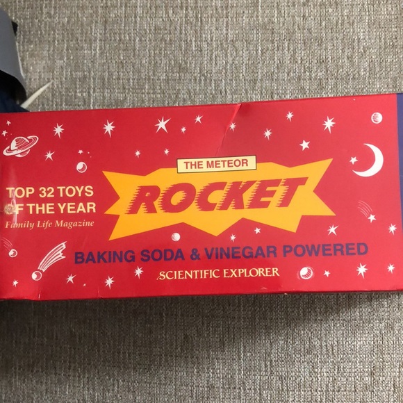 Scientific Explorer Meteor Rocket - Picture 3 of 4